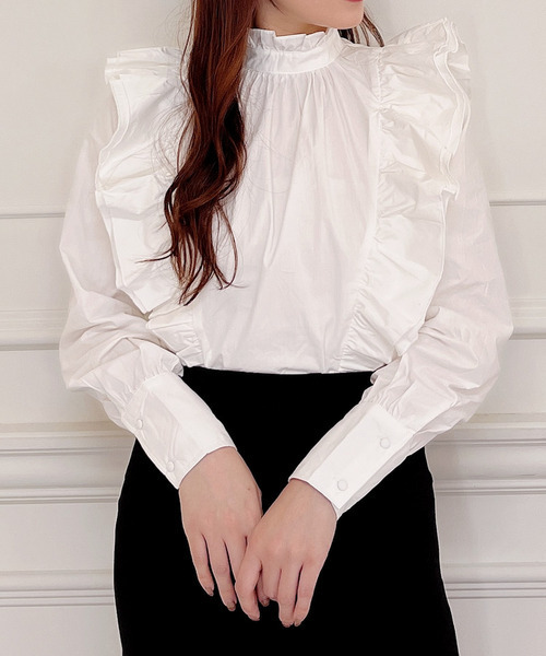 MIIA（ミーア）の「フロントデザインブラウス（シャツ/ブラウス・レディース・ベージュ/ブラック/オフホワイト・FREE）」の13枚目の写真