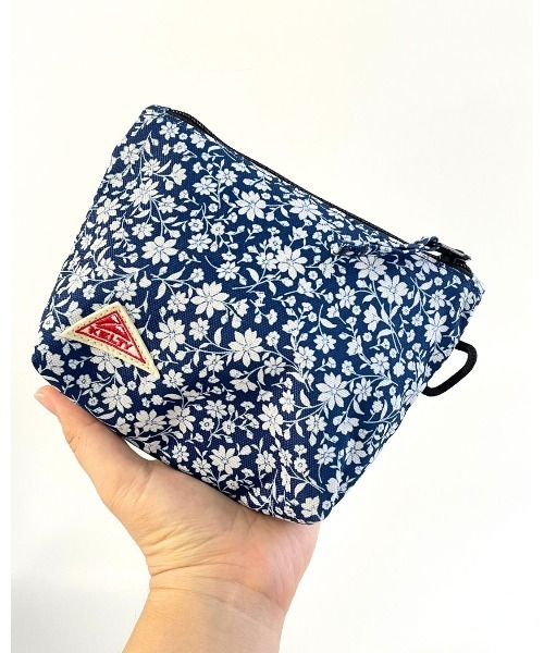 KELTY（ケルティ）の「最終入庫【KELTY】ポーチ/DP HANDY POUCH（ポーチ・レディース・ベージュ/レオパード/ブラック/グレー/ブルー・FREE）」の4枚目の写真