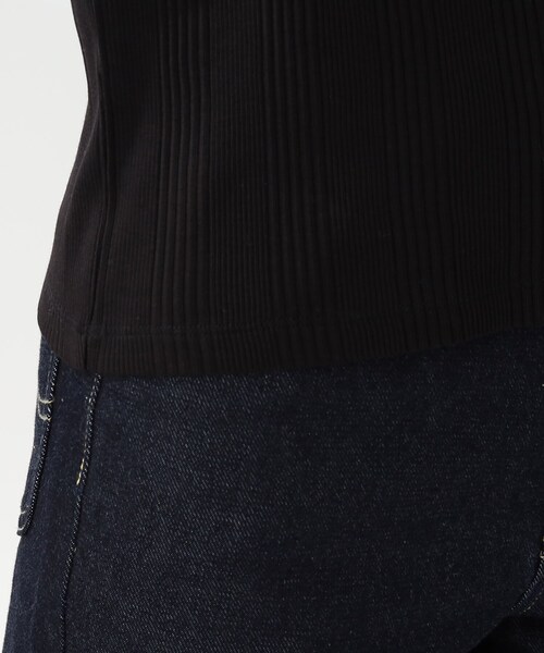 THE SHOP TK （ザ ショップ ティーケー ）の「◆【スッキリキレイ/洗える】コットンリブクルーTシャツ（Tシャツ/カットソー・レディース・ブラック/ライトベージュ/ホワイト系/ブラウン系・13/11/12）」の7枚目の写真