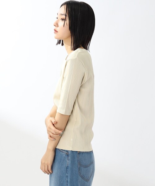 THE SHOP TK （ザ ショップ ティーケー ）の「◆【スッキリキレイ/洗える】コットンリブクルーTシャツ（Tシャツ/カットソー・レディース・ブラック/ライトベージュ/ホワイト系/ブラウン系・13/11/12）」の13枚目の写真