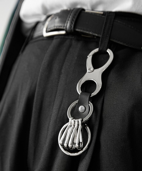 NILWAY（ニルウェイ）の「PUレザーカラビナキーホルダー（キーホルダー・メンズ・ブラック/シルバー/チャコール・FREE）」の5枚目の写真