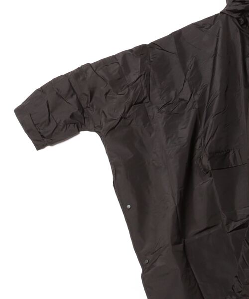 KiU(キウ)の「KIU(キウ) NEW STANDARD RAIN PONCHO K163-249(ポンチョ・レディース・ネイビー/ブラック・F)」の4枚目の写真