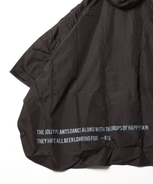 KiU(キウ)の「KIU(キウ) NEW STANDARD RAIN PONCHO K163-249(ポンチョ・レディース・ネイビー/ブラック・F)」の6枚目の写真