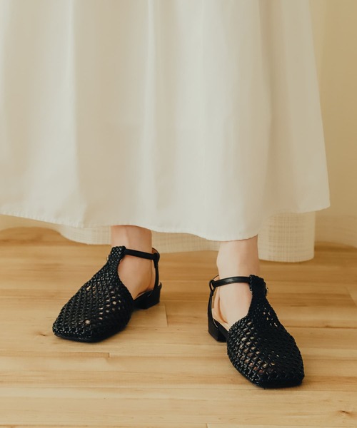 SENSE OF PLACE by URBAN RESEARCH(センスオブプレイスバイアーバンリサーチ)の「Tストラップメッシュシューズ(サンダル・レディース・アイボリー/ブラック・LARGE/MEDIUM/SMALL)」の19枚目の写真