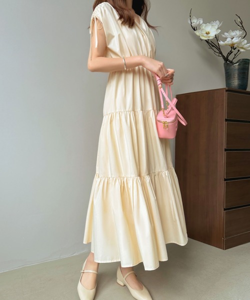 ECLIN（エクラン）の「マキシ丈カシュクールティアードフレアワンピース（ワンピース・レディース・ベージュ/グリーン/ブルーグレー/モカ・M/L）」の16枚目の写真