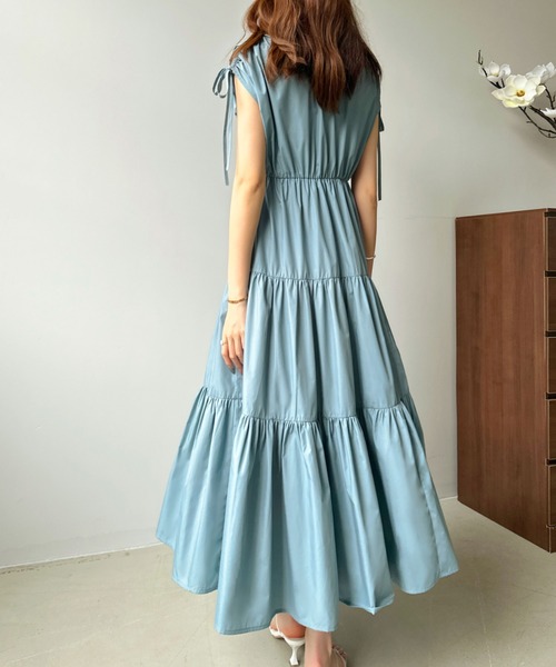 ECLIN（エクラン）の「マキシ丈カシュクールティアードフレアワンピース（ワンピース・レディース・ベージュ/グリーン/ブルーグレー/モカ・M/L）」の6枚目の写真