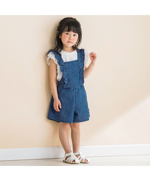 Noeil aime BeBe(ノイユエイムベベ)の「Noeil aime BeBe/肩紐フリルデニムショートサロペット(90~130cm)(つなぎ/オールインワン・キッズ・ブルー・100/120/130/110/90)」の6枚目の写真
