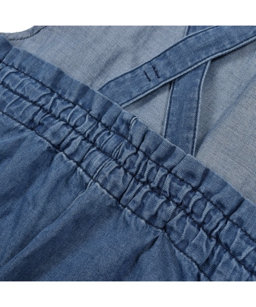 Noeil aime BeBe(ノイユエイムベベ)の「Noeil aime BeBe/肩紐フリルデニムショートサロペット(90~130cm)(つなぎ/オールインワン・キッズ・ブルー・100/120/130/110/90)」の9枚目の写真