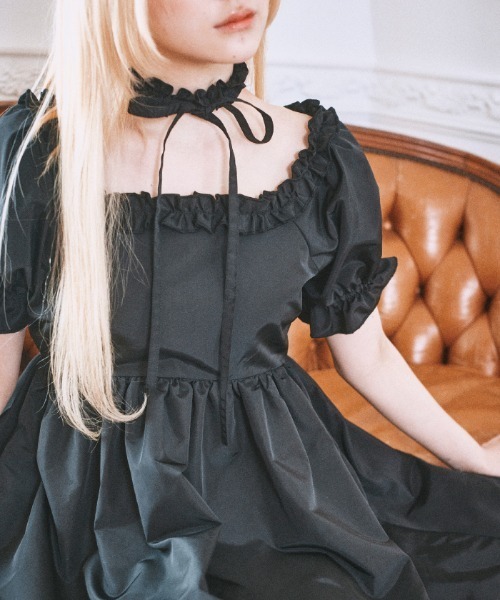 FickleBebe(フィクルベベ)の「フリルチョーカーワンピース(ワンピース・レディース・ブラック/ホワイト・1/0)」の16枚目の写真