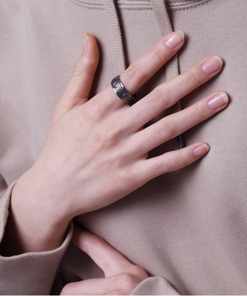 LION HEART（ライオンハート）の「【限定展開】“HAWAIIAN”ワイドリング/サージカルステンレス（金属アレルギー対応）【LION HEART / ライオンハート】（リング・メンズ・シルバー/ライトブラック・13号/15号/17号/19号/21号/23号/25号）」の19枚目の写真