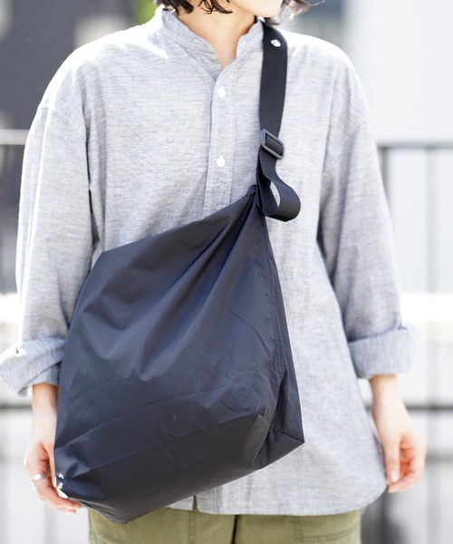 JULY NINE(ジュライナイン)の「JULY NINE ジュライナイン SEQUEL ORIGINAL ショルダーバッグ(ショルダーバッグ・レディース・ブラック/グレー・FREE)」の15枚目の写真