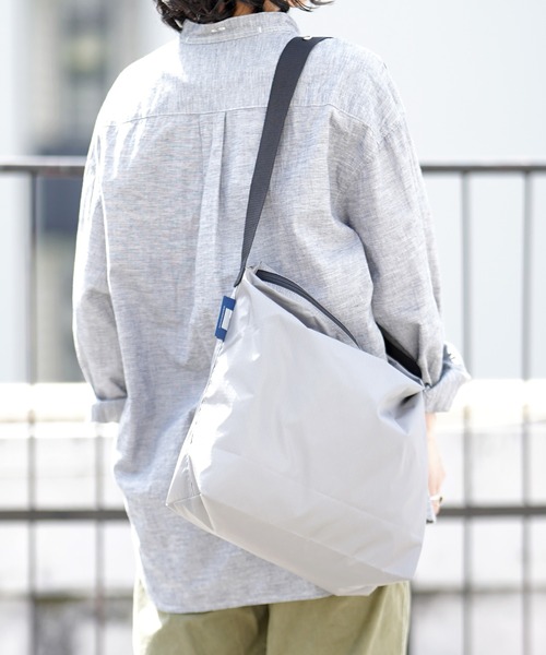 JULY NINE(ジュライナイン)の「JULY NINE ジュライナイン SEQUEL ORIGINAL ショルダーバッグ(ショルダーバッグ・レディース・ブラック/グレー・FREE)」の22枚目の写真