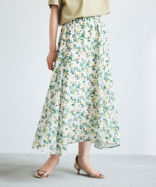 le.coeur blanc（ルクールブラン）の「レモンプリントフレアスカート（スカート・レディース・ホワイト系その他/ブルー系その他3・38）」の16枚目の写真