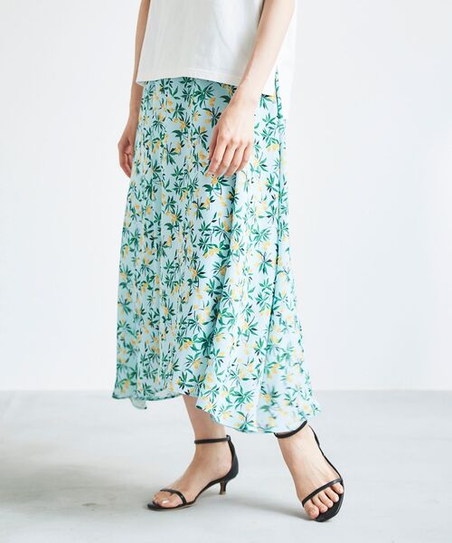 le.coeur blanc（ルクールブラン）の「レモンプリントフレアスカート（スカート・レディース・ホワイト系その他/ブルー系その他3・38）」の18枚目の写真