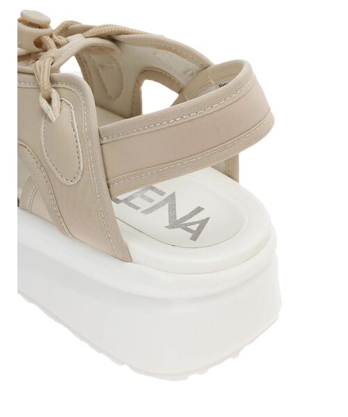 Green Parks(グリーンパークス)の「・LENA メッシュ厚底サンダル(サンダル・レディース・ベージュ/ブラック・L/LL/S/M)」の16枚目の写真