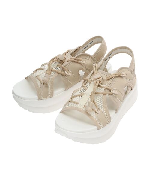 Green Parks(グリーンパークス)の「・LENA メッシュ厚底サンダル(サンダル・レディース・ベージュ/ブラック・L/LL/S/M)」の22枚目の写真