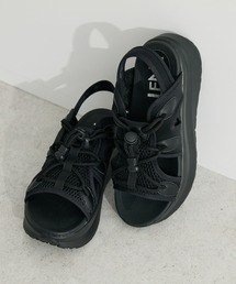 ・LENA メッシュ厚底サンダル