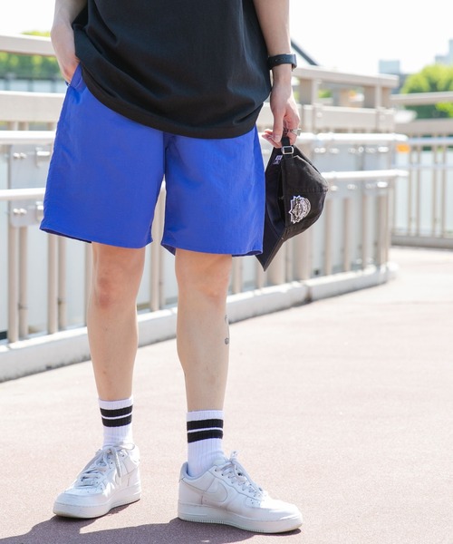 WEGO（ウィゴー）の「WEGO/ナイロンイージーショーツ（その他パンツ・メンズ・ベージュ系その他/ダークグレー/ブラック/ブルー・SMALL/MEDIUM/LARGE）」の4枚目の写真