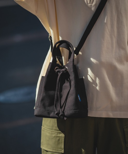 improves（インプローブス）の「巾着 ショルダーバッグ（ショルダーバッグ・メンズ・ブラック・FREE）」の7枚目の写真