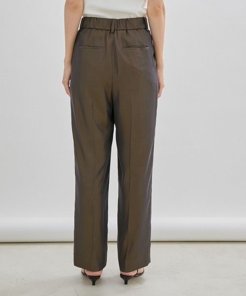 SALON adam et rope'(サロン アダム エ ロペ)の「キュプラカルゼストレートイージーパンツ(その他パンツ・レディース・ダークブラウン/ブラック/ダークラベンダー・M/S)」の21枚目の写真