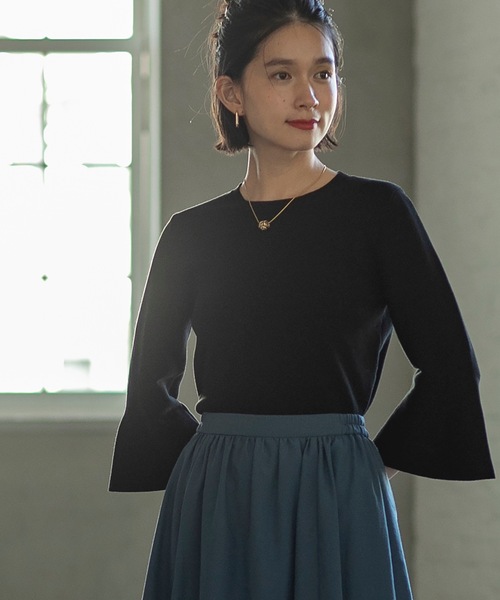 OPAQUE.CLIP（オペークドットクリップ）の「◆フレアスリーブコットンニット【UVケア/洗濯機洗い可】（ニット/セーター・レディース・ボルドー/ブルー/ブラック/ライトグレー・40/38/36）」の11枚目の写真