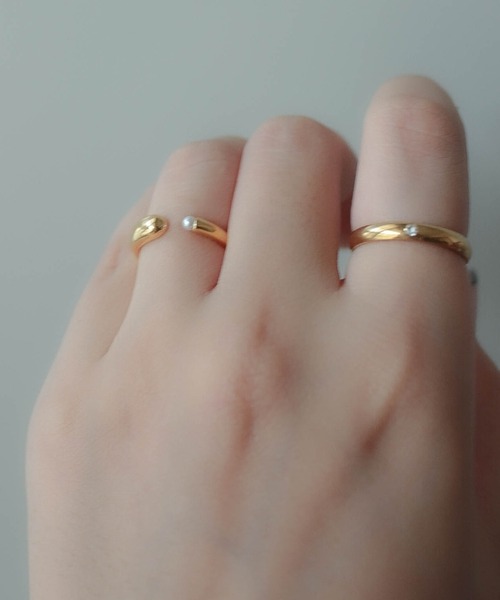 ebine（エビネ）の「金属アレルギー対応 サージカルステンレス Side Pearl Ring（リング・レディース・ゴールド/シルバー/ピンク・7号/13号/16号/11号/9号）」の10枚目の写真