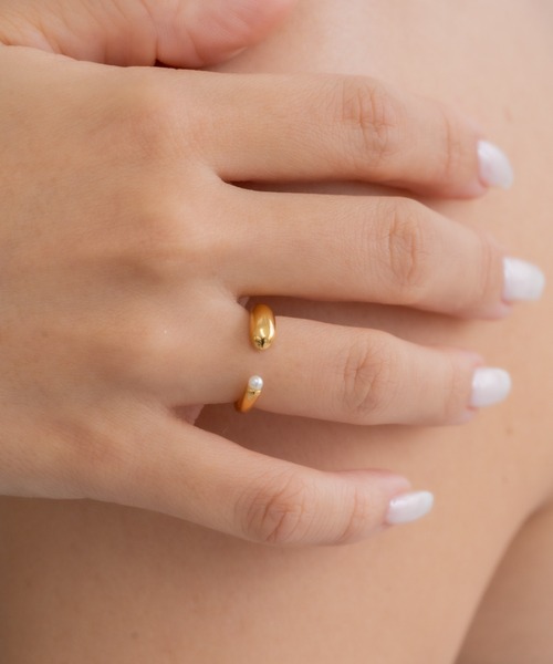 ebine（エビネ）の「金属アレルギー対応 サージカルステンレス Side Pearl Ring（リング・レディース・ゴールド/シルバー/ピンク・7号/13号/16号/11号/9号）」の18枚目の写真