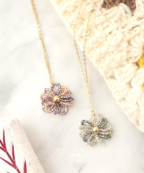 チチカカ（チチカカ）の「ビーズフロルネックレス（ネックレス・レディース・パープル/ブルー・FREE）」の3枚目の写真