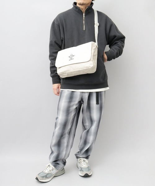 THRASHER（スラッシャー）の「キャンバス ミニフラップショルダー CHILLシリーズ（ショルダーバッグ・メンズ・オフホワイト・FREE）」の12枚目の写真