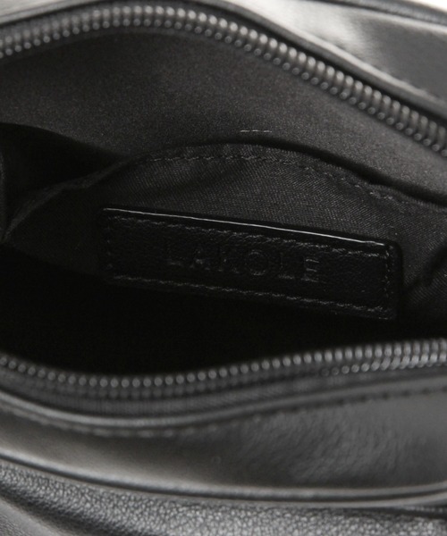 LAKOLE（ラコレ）の「ジップショルダーバッグ / 991664（ショルダーバッグ・メンズ・ブラック/オフホワイト/サンドグレー・FREE）」の18枚目の写真