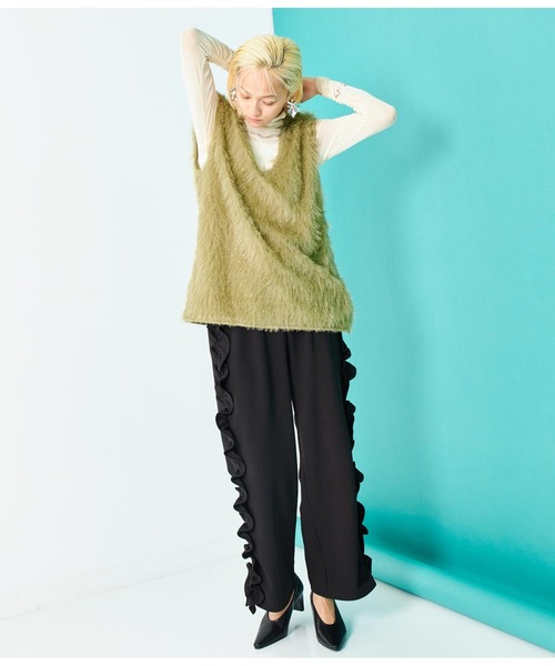 Settimissimo（セッティミッシモ）の「スパーリングシャギー Vネック 2WAYジレ ベスト（ベスト・レディース・アイボリー/オリーブ・FREE）」の11枚目の写真