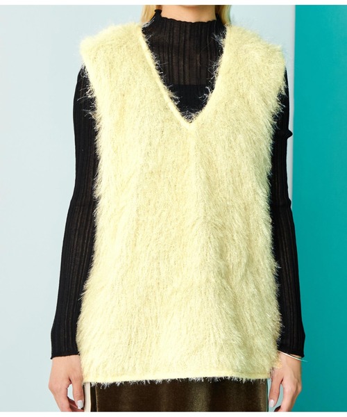 Settimissimo（セッティミッシモ）の「スパーリングシャギー Vネック 2WAYジレ ベスト（ベスト・レディース・アイボリー/オリーブ・FREE）」の15枚目の写真