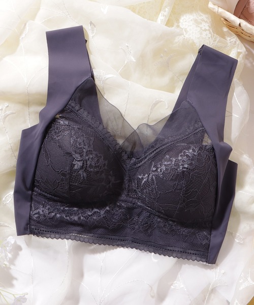 Lace Ladies（レースレディース）の「レース × シアー ドッキング ノンワイヤー ブラ ナイトブラ（ナイトブラ・レディース・ピンク/ダークグレー/ベージュ/ブラック/ブルー・85/80/75/70）」の17枚目の写真