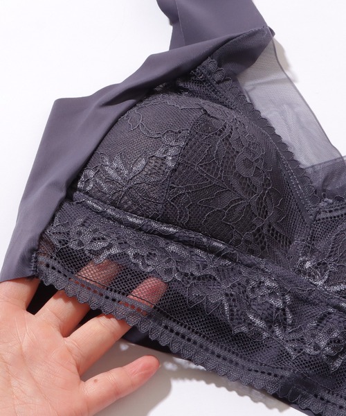 Lace Ladies（レースレディース）の「レース × シアー ドッキング ノンワイヤー ブラ ナイトブラ（ナイトブラ・レディース・ピンク/ダークグレー/ベージュ/ブラック/ブルー・85/80/75/70）」の22枚目の写真