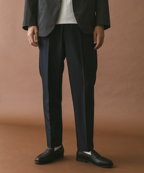 URBAN RESEARCH DOORS(アーバンリサーチドアーズ)の「T/R テーパードトラウザー(その他パンツ・メンズ・グレー/ブラック/モカ/ネイビー・SMALL/MEDIUM/LARGE)」の4枚目の写真