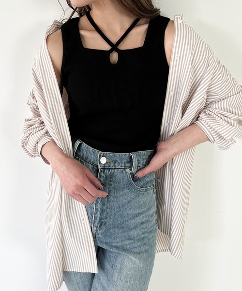 JUNOAH（ジュノア）の「クロスネックリブタンクトップ（タンクトップ・レディース・グレイッシュベージュ/ブラック/ブラウン/ホワイト・X-LARGE/LARGE/MEDIUM）」の8枚目の写真