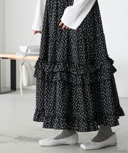 forksy.(フォルクシー)の「【forksy.】サテンスクエアトゥバレエシューズ(バレエシューズ・レディース・ピンク/ブラック/アイボリー・S/M/L/LL)」の7枚目の写真