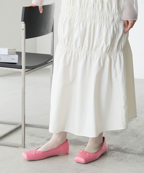forksy.(フォルクシー)の「【forksy.】サテンスクエアトゥバレエシューズ(バレエシューズ・レディース・ピンク/ブラック/アイボリー・S/M/L/LL)」の15枚目の写真