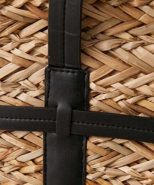 PAPILLONNER(パピヨネ)の「ベルトカゴバッグ(ショルダーバッグ・レディース・ブラック・FREE)」の12枚目の写真