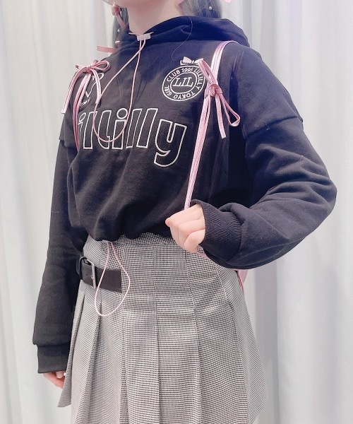 lilLilly（リルリリー）の「メタリックリボンリュック（バックパック/リュック・レディース・シルバー/ブラック/ピンク・ONESIZE）」の5枚目の写真