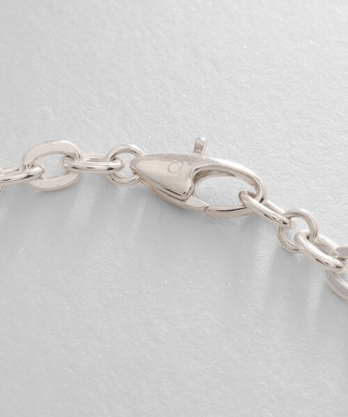 COCOSHNIK(ココシュニック)の「シルバー デザインチェーン フラットオーバルリンクブレスレット(ブレスレット・レディース・シルバー・17)」の4枚目の写真