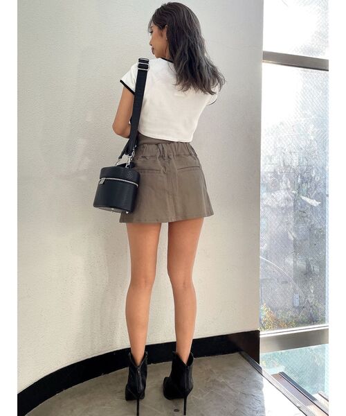 GYDA（ジェイダ）の「ウエストリブ スカートライクショートパンツ（スカート・レディース・カーキ/ブラック・FREE）」の6枚目の写真