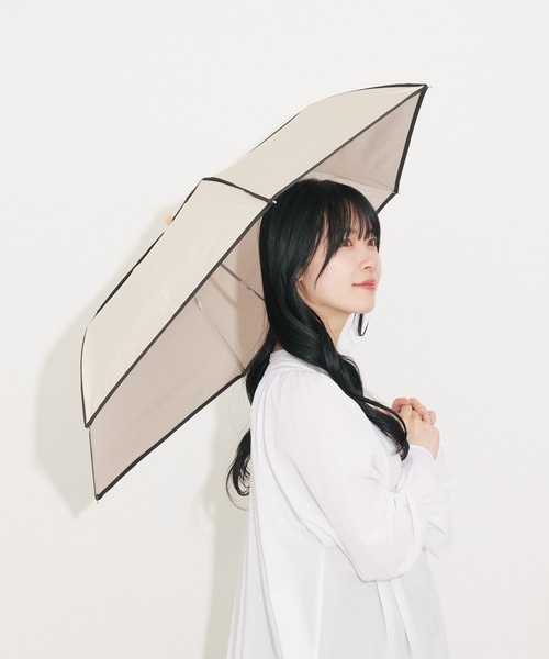 nifty colors（ニフティーカラーズ）の「【niftycolors/ニフティカラーズ】 完全遮光 晴雨兼用パイピングミニ折りたたみ日傘　WEB限定（折りたたみ傘・レディース・ベージュ/ブラック・MEDIUM）」の11枚目の写真