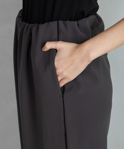 MARECHAL TERRE（マルシャルテル）の「セミワイドパイピングラインパンツ（その他パンツ・レディース・チャコールグレー/ブラック/ライトベージュ/ブルーパープル・SMALL/MEDIUM/LARGE）」の22枚目の写真