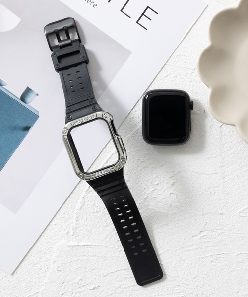 emonique（エモニーク）の「シリコン製 Apple Watch バンド スマートウォッチバンド【38/40/41/42/44/45/49mm対応】（デジタル腕時計・メンズ・ネイビー/ピンク/レッド/ホワイト/ブラック×ゴールド/ブルーグレー/ホワイト×ゴールド/その他/ブラック/ブラック×レッド/ダークグリーン/グレー/クリア/ブラック×ブルー/ブラック系その他/ブラック×シルバー/ホワイト系その他/その他1・42/38）」の9枚目の写真