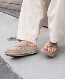 OOFOS | OOFOS/ウーフォス 別注 OOmega/ウーメガ/リカバリーサンダル/トングサンダル(サンダル)