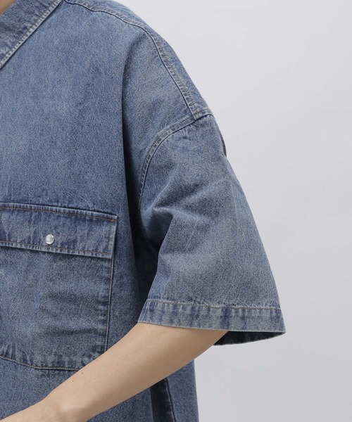 LAKOLE（ラコレ）の「BIGデニムシャツ / 111263（シャツ/ブラウス・メンズ・ブラック/ブルー・MEDIUM/LARGE）」の11枚目の写真
