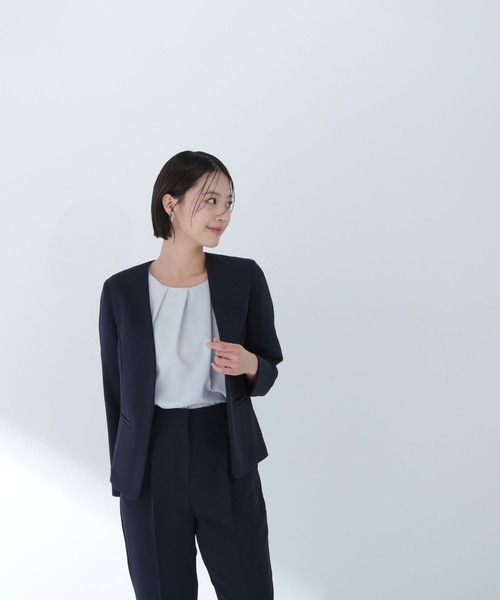 NATURAL BEAUTY BASIC（ナチュラルビューティーベーシック）の「◇ドビーツイル SETUP ノーカラージャケット（ノーカラージャケット・レディース・チャコールグレー/グレー/ネイビー・MEDIUM/SMALL/LARGE）」の6枚目の写真