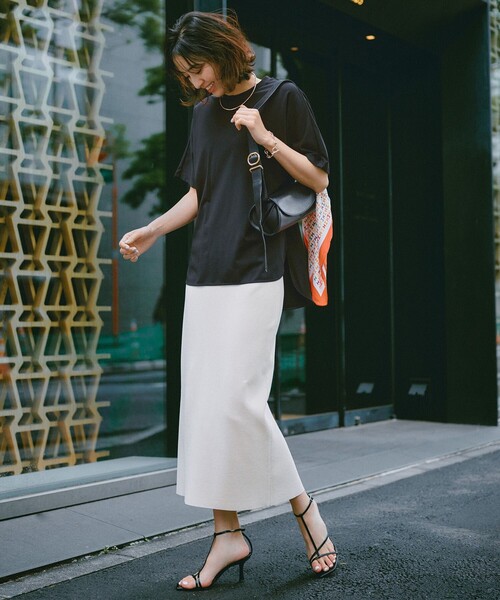 UNFILO/【接触冷感/UVケア】スゴ機能美ニット Iラインスカート/新品 接触冷感/UVカット】スゴ機能美ニット Iラインスカート / UNFILO