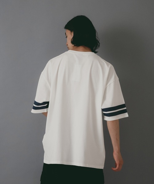 brknhome(ブロークンホーム)の「【brknhome/ブロークンホーム】袖ライン ベースボールロゴ Tシャツ(Tシャツ/カットソー・メンズ・ブラック/ホワイト/パープル・MEDIUM/LARGE)」の7枚目の写真
